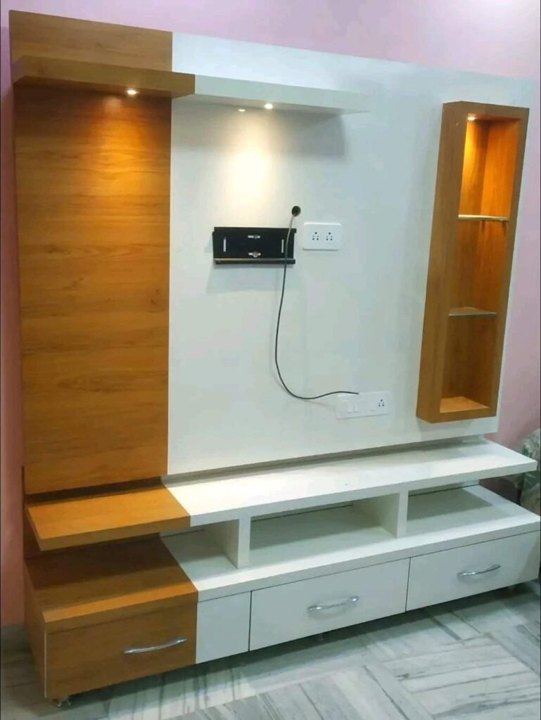 TV UNIT